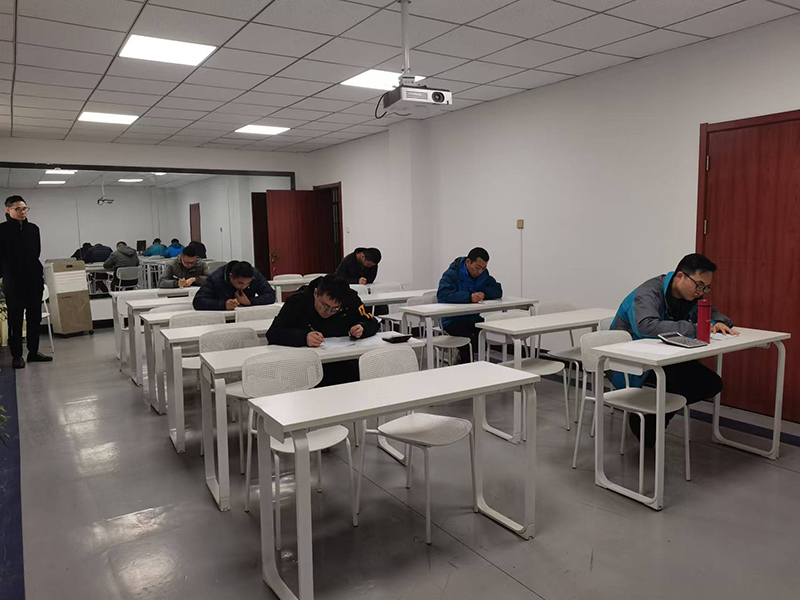 宏強檢測環(huán)境事業部現場檢測人員理論知識和現場操作考核